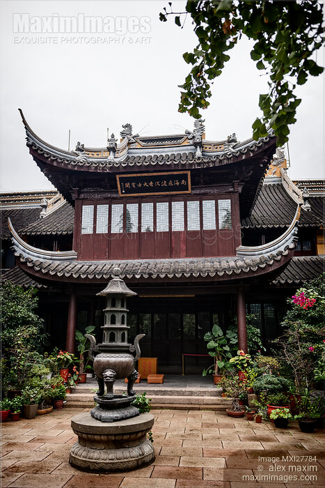 Stock photo of Chen Xiang monastery in Shanghai China Buy commercial use license at MaximImages