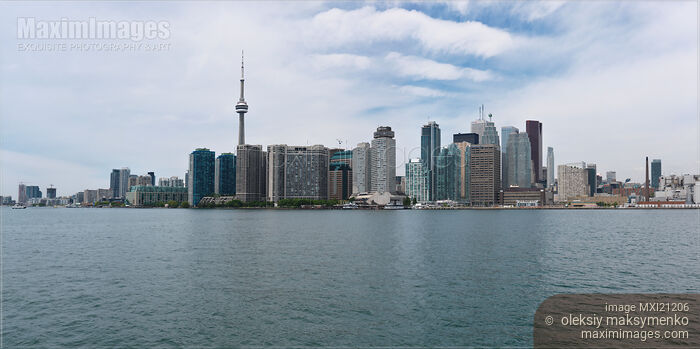 Stock photo of City of Toronto Panorama Buy commercial use license at MaximImages