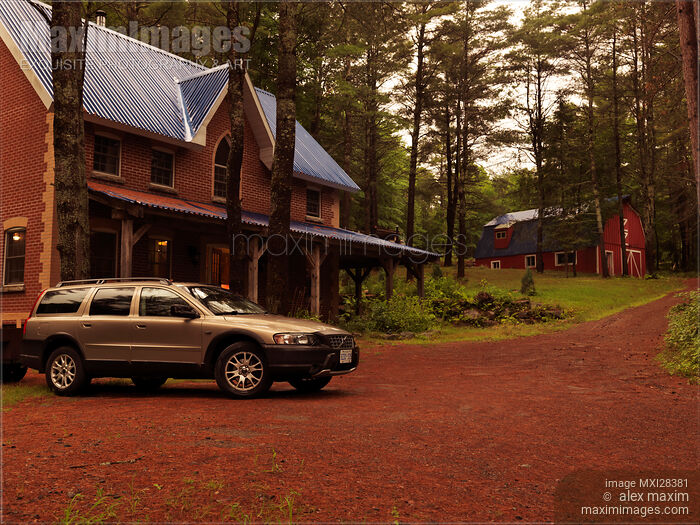 Stock photo of Country house and a car in Muskoka Ontario Buy commercial use license at MaximImages