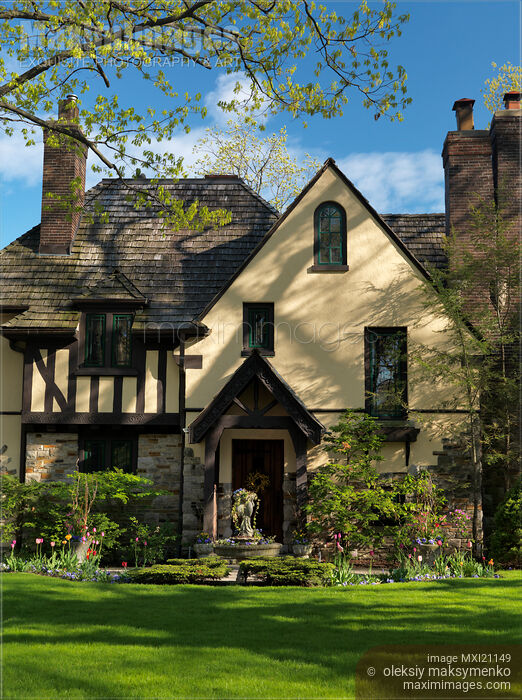 Stock photo of Family House Buy commercial use license at MaximImages