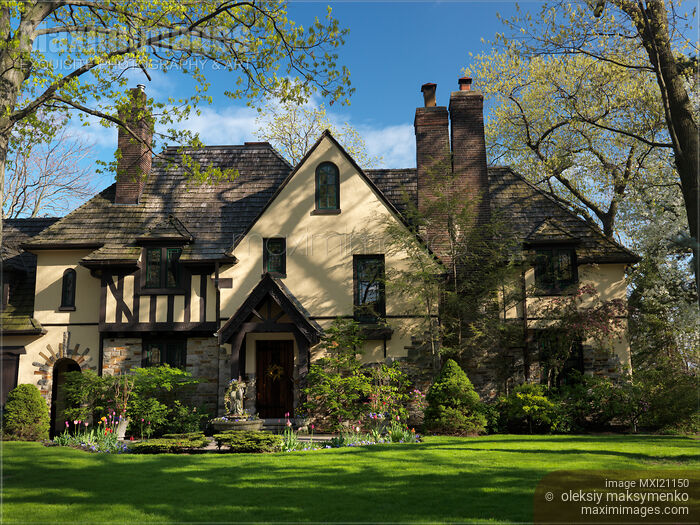 Stock photo of Family House Buy commercial use license at MaximImages