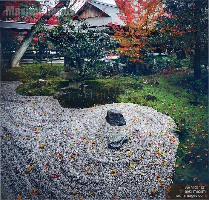 Inner rock garden of Daitoku-ji Japanese Zen temple in Kyoto Stock photo of Inner rock garden of Daitoku-ji Japanese Zen temple in Kyoto Buy commercial use license at MaximImages