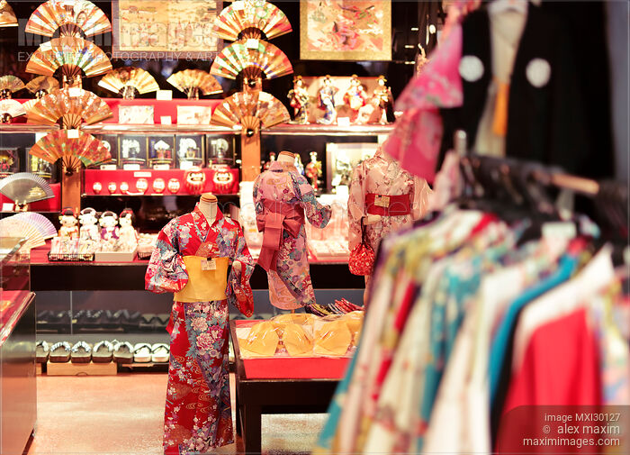 Desanimarse desinfectante dirección Photo of Japanese kimono store colorful interior in Kyoto | Stock Image  MXI30127