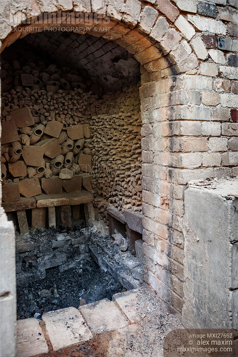 Stock photo of Kiln with terracotta warriors Buy commercial use license at MaximImages