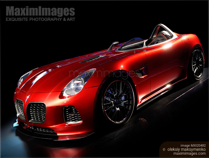 Stock photo of Pontiac Solstice SD-290 Race Concept Buy commercial use license at MaximImages