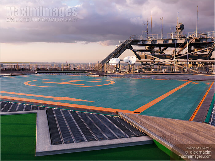 Rooftop helipad Stock photo of Rooftop helipad Buy commercial use license at MaximImages