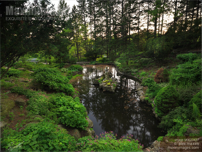 Stock photo of Toronto High Park Buy commercial use license at MaximImages