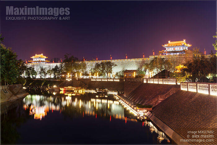 Stock photo of Xi'an nighttime city wall scenery Buy commercial use license at MaximImages