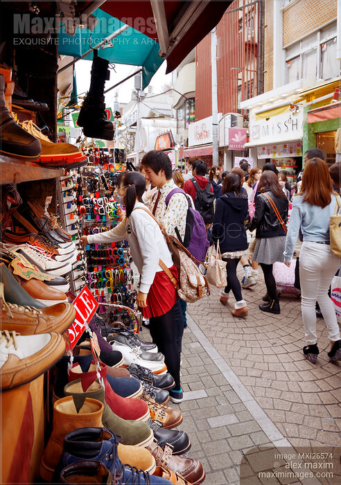 Stock photo of Young people shopping at Takeshita street Buy commercial use license at MaximImages