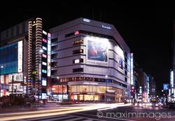 Photo of Louis Vuitton store in Shinjuku Tokyo at night